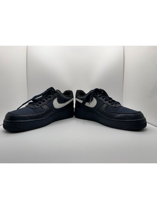 Athletic_Shoes